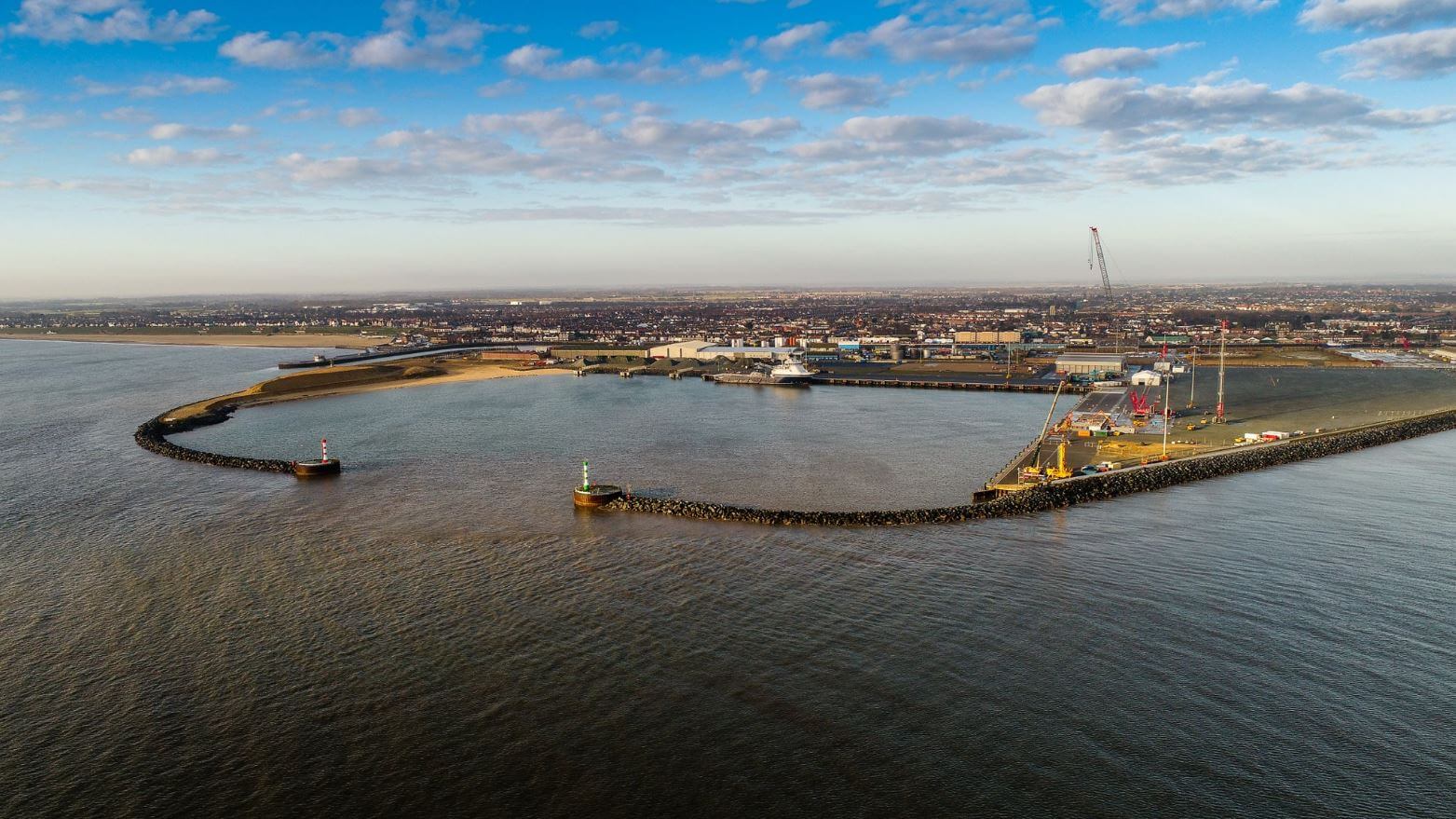 Offshore wind giant plans Great Yarmouth operations base - New Anglia